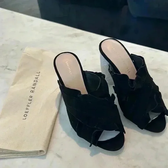 LOEFFLER RANDALL KAYA‎ SUEDE/SEQUIN PUMP